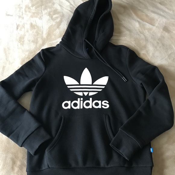 white adidas sweatshirt womens